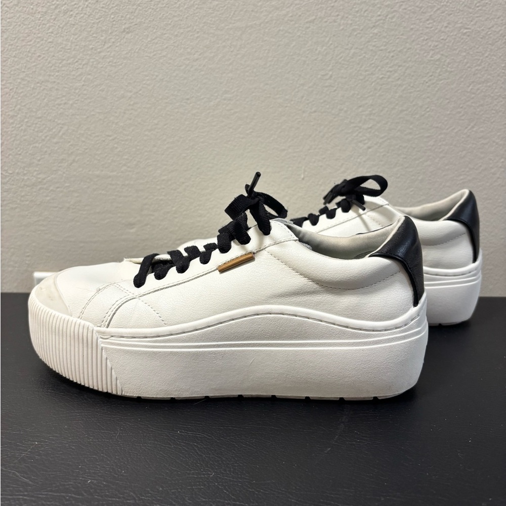 Dr. Scholl's Time Off Max Platform Sneaker White Size 7.5